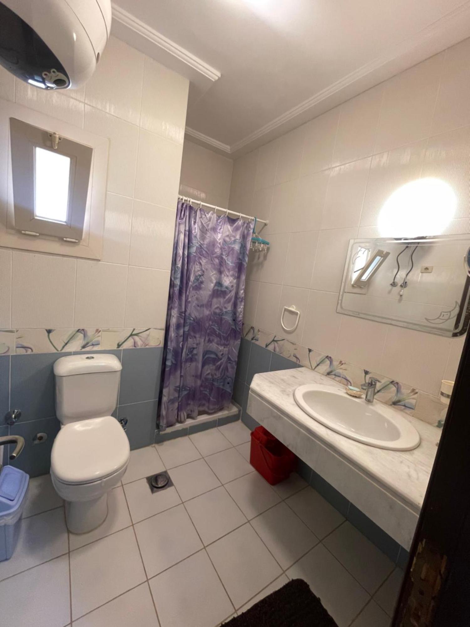 Дом отдыха Cozy In A Luxurious Compound Family Only